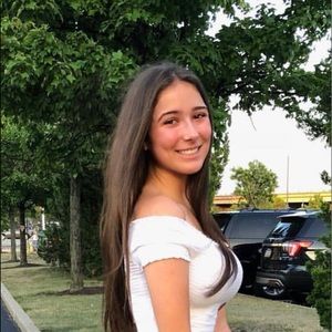 Meet your Posher, Haley